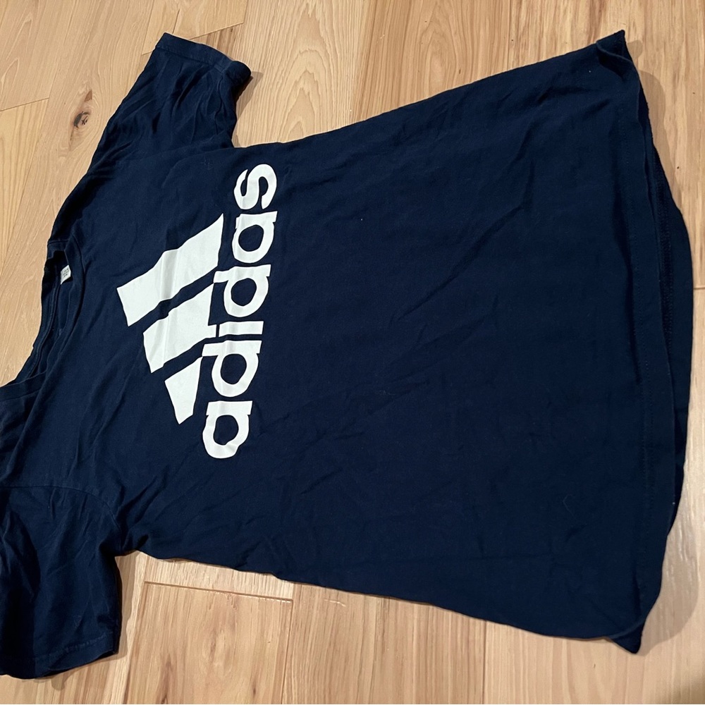 Adidas t shirt